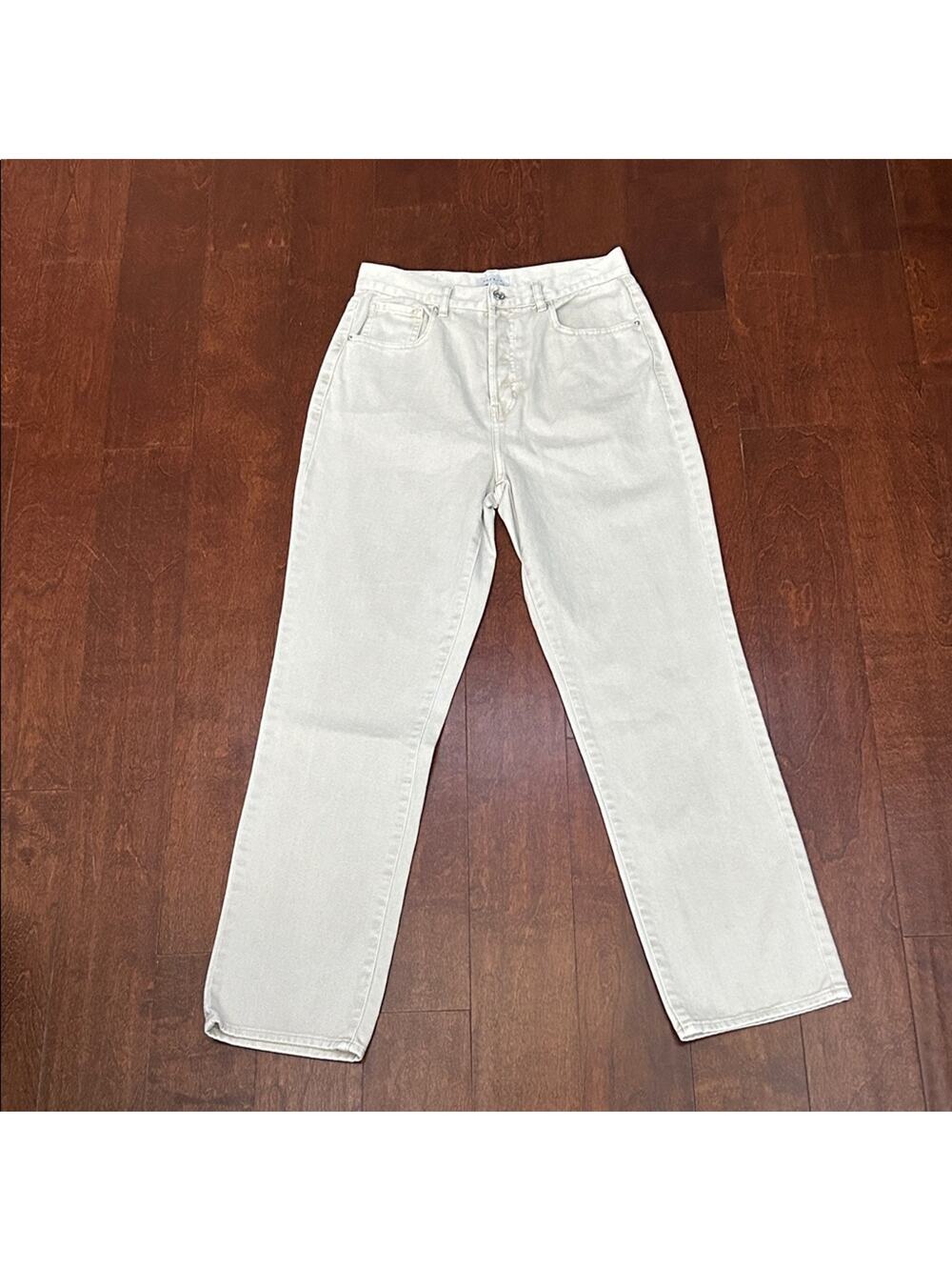 PacSun Womens Dad Jeans in Cream Pale Beige, Perfect Neutral for Summer, Size 28